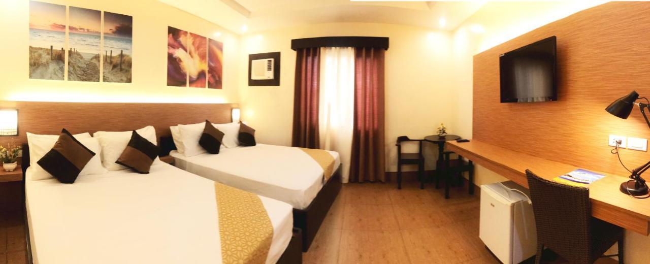 Klir Waterpark Resort And Hotels Guiguinto Esterno foto
