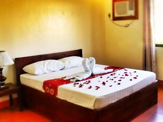 Klir Waterpark Resort And Hotels Guiguinto Esterno foto